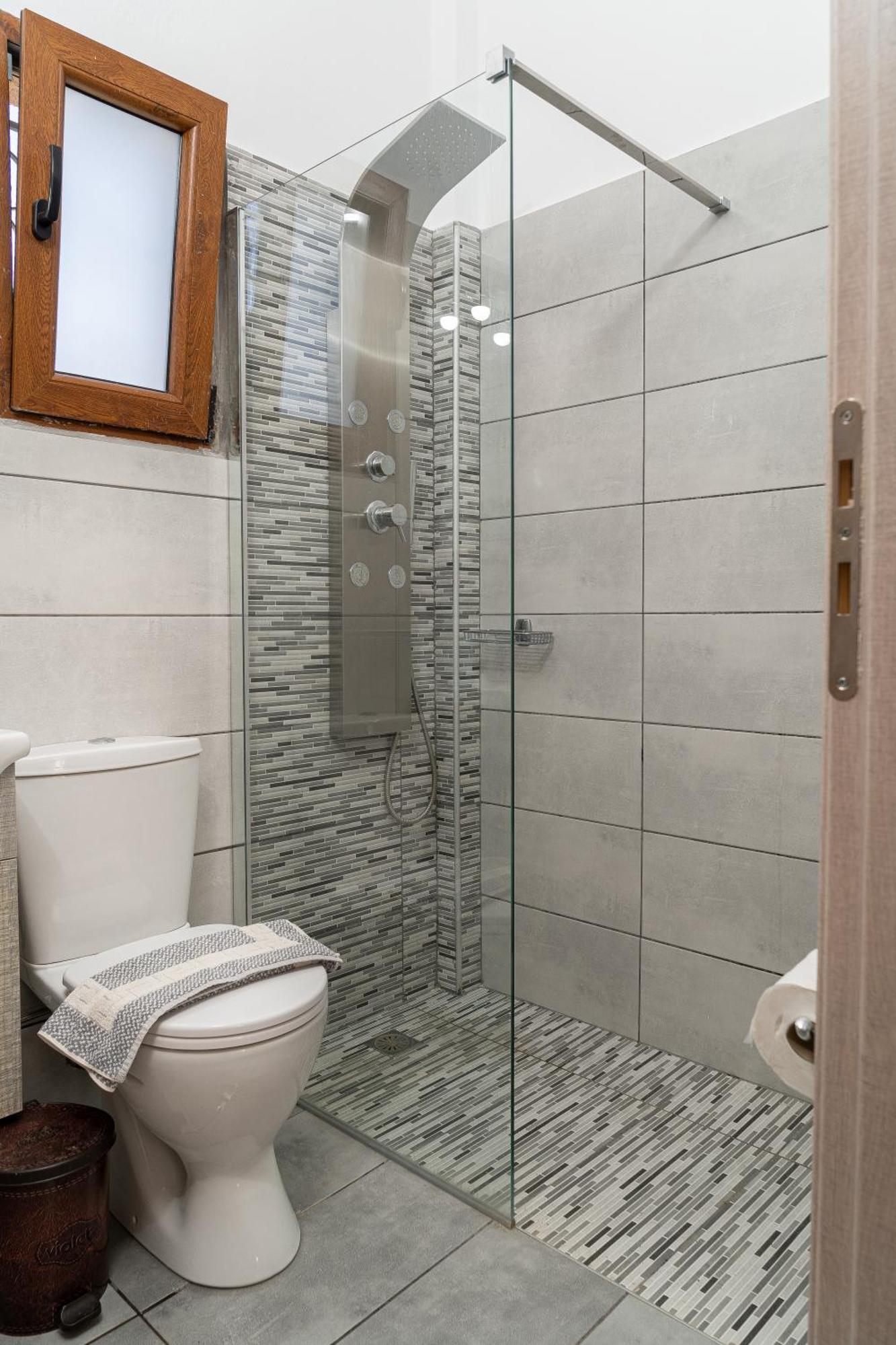 Akrotiri Apartments Makrýgialos Eksteriør billede